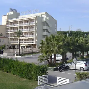 https://castell-de-mata.catalonia-hotels.com